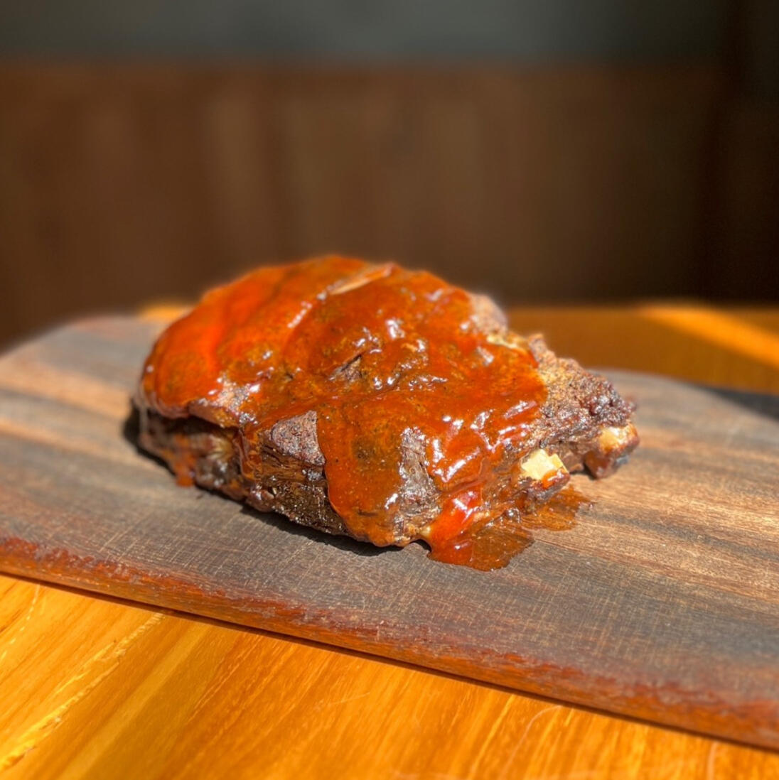Smoked BBQ ribs with house-made sauce at Sunday Best, American BBQ restaurant near Wangsimni Station in Seoul